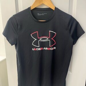 Under Armour Black and Red Short Sleeve Tee